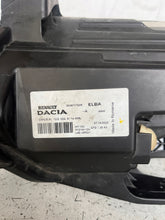 Laden Sie das Bild in den Galerie-Viewer, Frontscheinwerfer Dacia Sandero III 260601750R Links Scheinwerfer Headlight SCH8089489009ss