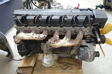 Laden Sie das Bild in den Galerie-Viewer, Motor Mercedes-Benz R129 W124 W126 103983 3.0 Benzin Engine Komplett
