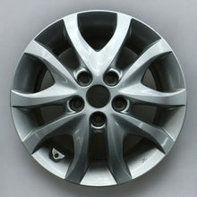 Laden Sie das Bild in den Galerie-Viewer, 1x Alufelge 16 Zoll 6.0&quot; 5x114.3 50ET Glanz Silber 529102L250 Hyundai I30