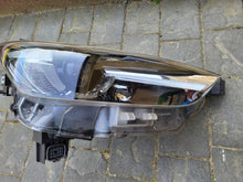 Laden Sie das Bild in den Galerie-Viewer, Frontscheinwerfer Mazda Cx-3 D10E-51030 Rechts Scheinwerfer Headlight