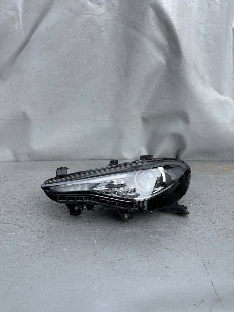 Frontscheinwerfer Alfa Romeo Giulia 00505641040 0050910999930E24TA Links SCH5703039434zj