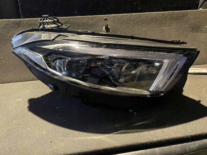 Frontscheinwerfer Mercedes-Benz Cls A2579068400 A2579068300 LED Links Headlight SCH6446106407fa