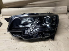Laden Sie das Bild in den Galerie-Viewer, Frontscheinwerfer Peugeot Partner Rifter 9816827280 90146217 Links Headlight SCH2583965095kk