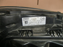 Laden Sie das Bild in den Galerie-Viewer, Frontscheinwerfer Volvo V40 31420007 Links Scheinwerfer Headlight SCH9173424028zm