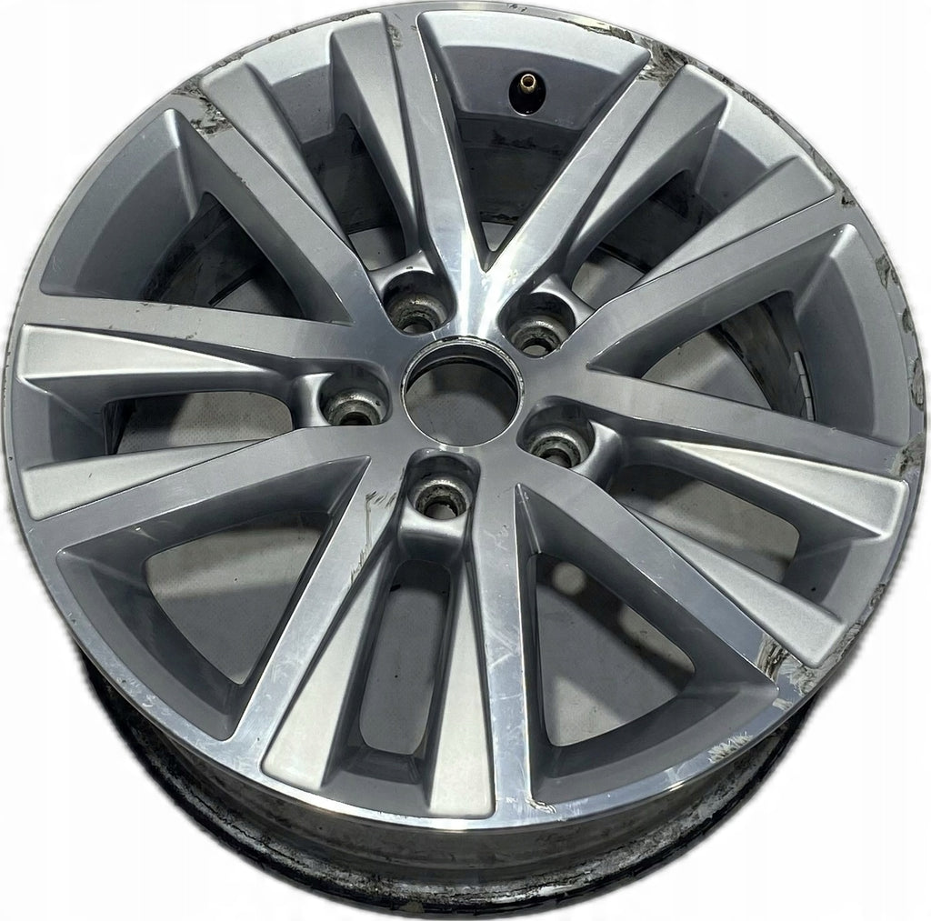 1x Alufelge 15 Zoll 6.0" 5x100 40ET Glanz Silber 6R0601025 VW Polo Rim Wheel