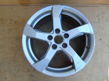 Load image into Gallery viewer, 1x Alufelge 17 Zoll 7.5&quot; 5x112 51ET Glanz 8V0601025CT Audi A3 Rim Wheel