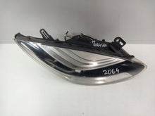 Laden Sie das Bild in den Galerie-Viewer, Frontscheinwerfer Renault Megane III Rechts Scheinwerfer Headlight SCH9065180092kv