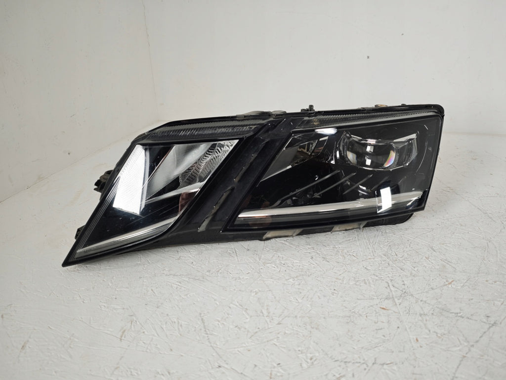 Frontscheinwerfer Skoda Octavia III 5E1941015F Links Scheinwerfer Headlight SCH3372529170be