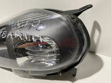 Laden Sie das Bild in den Galerie-Viewer, Frontscheinwerfer Fiat Punto 51840996 04388451840996 Links Headlight SCH8383063145bq