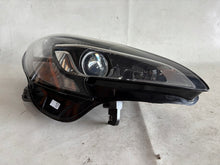Laden Sie das Bild in den Galerie-Viewer, Frontscheinwerfer Opel Corsa E 39068628 Xenon Rechts Scheinwerfer Headlight SCH1884547159jx