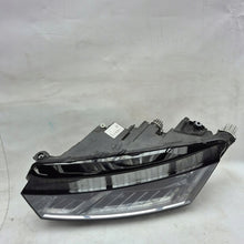 Laden Sie das Bild in den Galerie-Viewer, Frontscheinwerfer Skoda Octavia IV 5E4941015B Links Scheinwerfer Headlight SCH5446002666rm