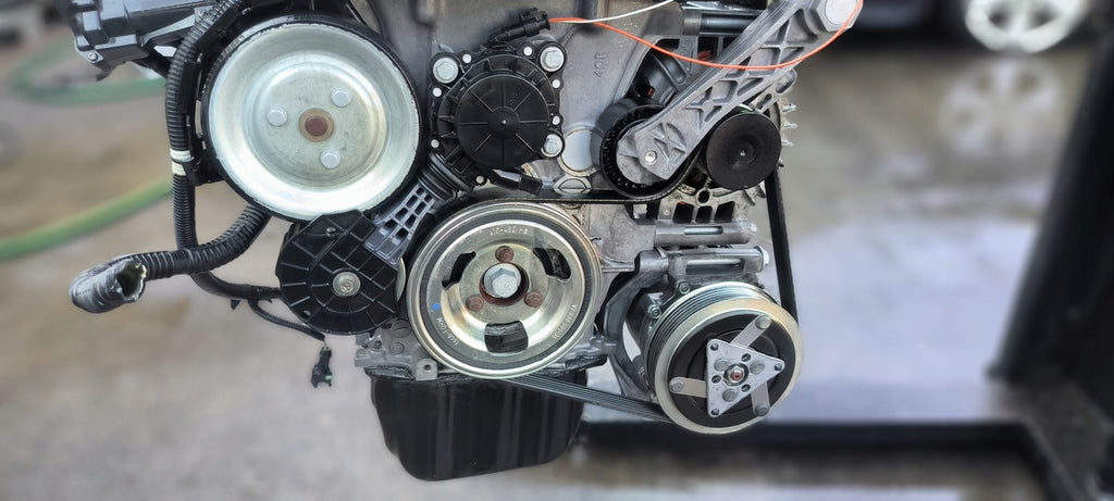 Motor Peugeot 208 I CRD93 1.4 VTI 73PS 54kW 107TKm Benzin Engine Komplett