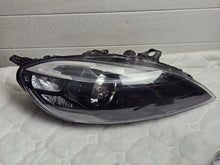 Load image into Gallery viewer, Frontscheinwerfer Volvo V40 31420008 Rechts Scheinwerfer Headlight SCH2620204177to