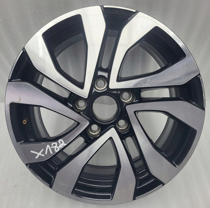 1x Alufelge 16 Zoll 6.5" 5x112 48ET 5TA601025AA VW Touran Rim Wheel FEL3281629840ko