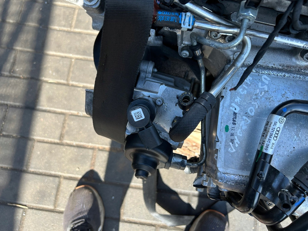 Motor Audi Seat VW A4 A3 Leon Golf VII I CRK 1.6 TDI 121TKm Diesel Komplett