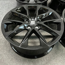 Laden Sie das Bild in den Galerie-Viewer, 4x Alufelge 18 Zoll 7.5" 5x112 51ET Glanz Schwarz 5F0601025AA Seat Leon FEL2413924910qx