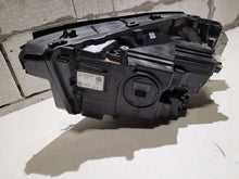 Laden Sie das Bild in den Galerie-Viewer, Frontscheinwerfer Mercedes-Benz W247 A2479065006 LED Rechts Headlight SCH4895067135kl