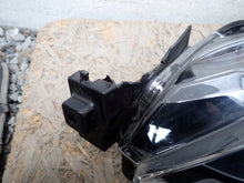 Laden Sie das Bild in den Galerie-Viewer, Frontscheinwerfer Mazda 2 D43N-51040 Full LED Links Scheinwerfer Headlight