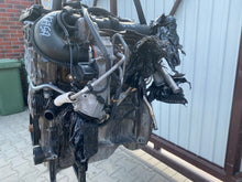 Load image into Gallery viewer, Motor Mercedes-Benz W246 270910 1.6 CGI 118TKm 2012 Benzin Engine Komplett