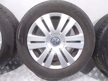 Load image into Gallery viewer, 4x Alufelge 16 Zoll 7.0" 5x112 45ET Glanz Silber 3C0601025B Audi I Passat FEL5510379382ta