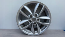 Laden Sie das Bild in den Galerie-Viewer, 1x Alufelge 17 Zoll 7.0" 5x120 50ET 9803723 Mini Countryman F60 R60 R61 FEL5172785354oe