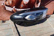 Laden Sie das Bild in den Galerie-Viewer, Frontscheinwerfer Mercedes-Benz A1779063805 LED Rechts Scheinwerfer Headlight