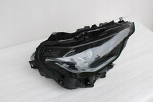 Load image into Gallery viewer, Frontscheinwerfer BMW G42 8083635-07 8083636-07 Ein Stück (Rechts oder Links)
