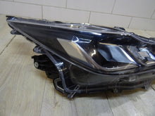 Laden Sie das Bild in den Galerie-Viewer, Frontscheinwerfer Toyota Corolla 81113-02T31 Rechts Scheinwerfer Headlight SCH7451111597oa