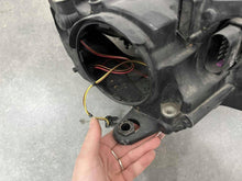 Load image into Gallery viewer, Frontscheinwerfer Skoda Octavia III 5E1941017 Links Scheinwerfer Headlight SCH9915484521eg