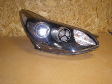 Laden Sie das Bild in den Galerie-Viewer, Frontscheinwerfer Kia Sportage IV 92101-F1110 Xenon Ein Satz Headlight SCH2812244964cb