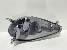 Laden Sie das Bild in den Galerie-Viewer, Frontscheinwerfer Fiat Punto 51840996 04388451840996 Links Headlight SCH8383063145bq