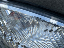 Laden Sie das Bild in den Galerie-Viewer, Frontscheinwerfer Renault Scenic 7701064130E Rechts Scheinwerfer Headlight SCH5450110594oz