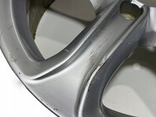 Laden Sie das Bild in den Galerie-Viewer, 1x Alufelge 17 Zoll 7.5&quot; 5x112 45ET Silber 8K0601025 Audi A4 B8 Rim Wheel