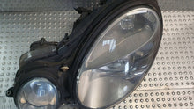 Laden Sie das Bild in den Galerie-Viewer, Frontscheinwerfer Mercedes-Benz W211 AWU15438 Links Scheinwerfer Headlight SCH1884722888fa