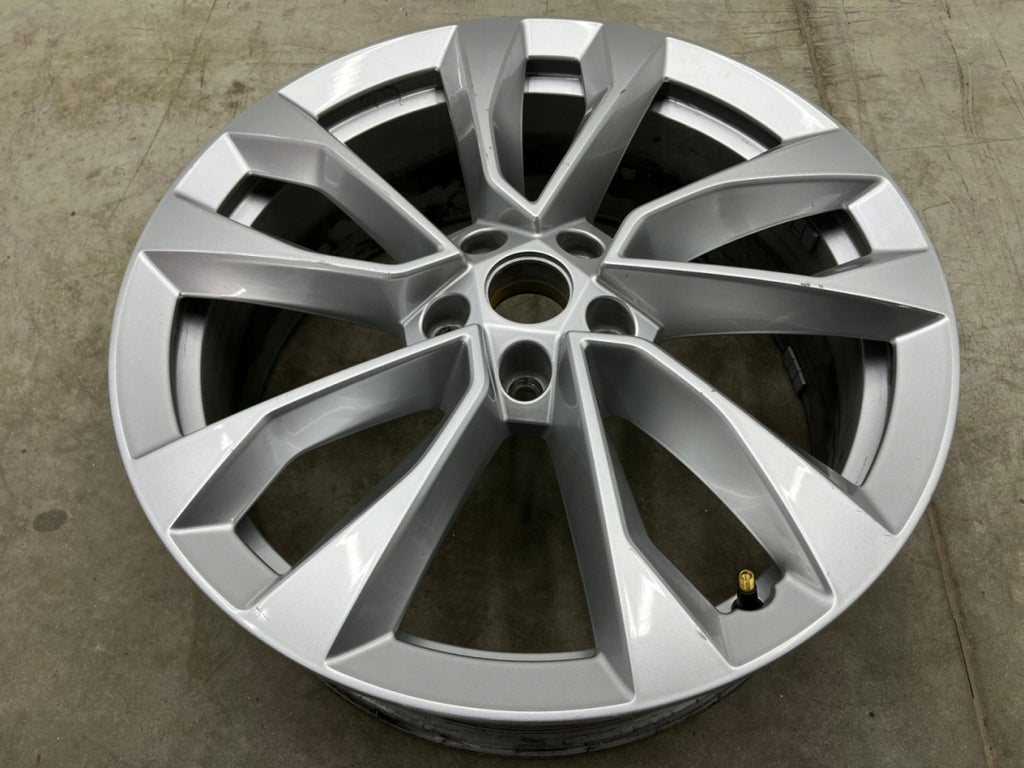 1x Alufelge 19 Zoll 7.0" 5x112 43ET Glanz 565601025 Mg Kodiaq Rim Wheel FEL1987360045gv