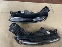 Laden Sie das Bild in den Galerie-Viewer, Frontscheinwerfer Citroën C5 Aircross 9816946580 LED Rechts oder Links