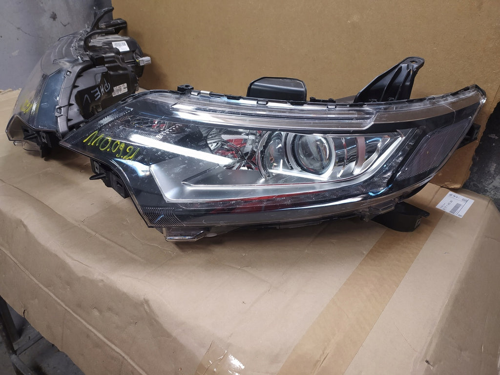 Frontscheinwerfer Mitsubishi Outlander ECM921-21A20 Rechts oder Links