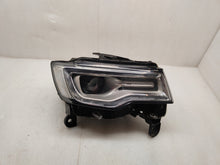 Laden Sie das Bild in den Galerie-Viewer, Frontscheinwerfer Jeep Grand Cherokee Wk2 68289238AE Xenon Rechts Headlight SCH4967159760us