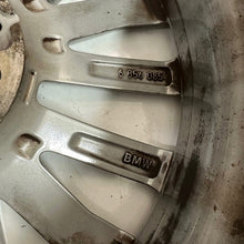 Load image into Gallery viewer, 1x Alufelge 17 Zoll 7.5" 5x112 54ET Glanz Graphit 6856085 BMW 1 Mg Rim Wheel FEL1371891240uv