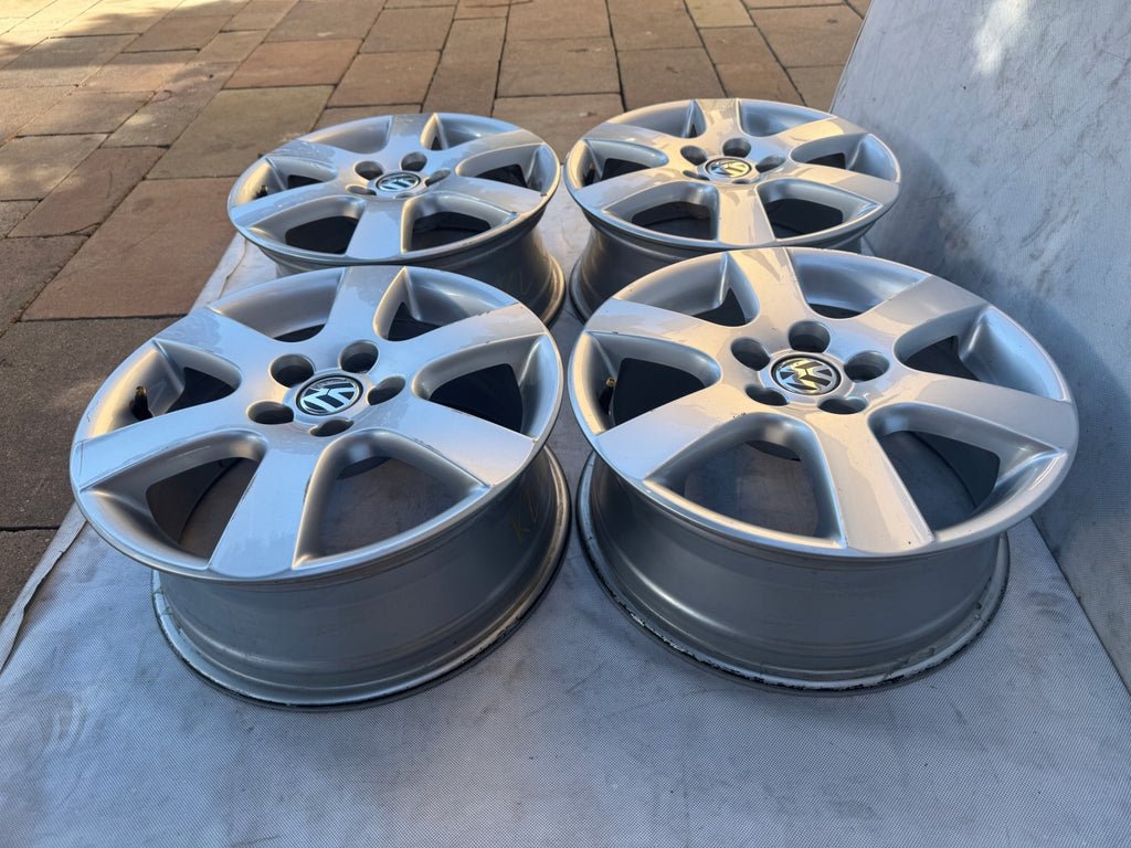 4x Alufelge 15 Zoll 6.0" 5x100 43ET Silber 6Q0601025R VW Rim Wheel FEL8251991291cs