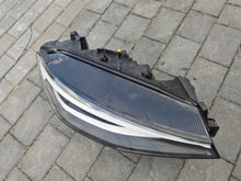 Load image into Gallery viewer, Frontscheinwerfer VW 11B941006A LED Rechts Scheinwerfer Headlight SCH6994481068es