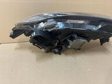 Laden Sie das Bild in den Galerie-Viewer, Frontscheinwerfer Mitsubishi Outlander III ECM921-22E20 Full LED FALSE Headlight SCH2783155660gg