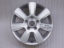 Laden Sie das Bild in den Galerie-Viewer, 1x Alufelge 16 Zoll 6.5&quot; 5x120 62ET Glanz Silber VW Amarok Rim Wheel