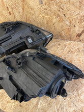 Laden Sie das Bild in den Galerie-Viewer, Frontscheinwerfer Mercedes-Benz Cla A1179067000 Xenon Rechts oder Links SCH4770930865vg