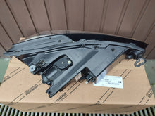 Load image into Gallery viewer, Frontscheinwerfer Seat Tarraco 5FJ941007G Full LED Links Scheinwerfer Headlight