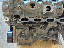 Load image into Gallery viewer, Motor Mercedes-Benz W177 282914 1.3 163PS 23002TKm 2020 Benzin Engine Unkomplett