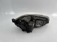 Laden Sie das Bild in den Galerie-Viewer, Frontscheinwerfer BMW X5 E70 130732926301 Xenon Links Scheinwerfer Headlight SCH5175797050bi