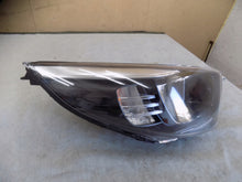 Laden Sie das Bild in den Galerie-Viewer, Frontscheinwerfer Kia Picanto 92102-G6000 Rechts Scheinwerfer Headlight SCH4489081585nc