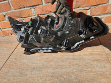 Laden Sie das Bild in den Galerie-Viewer, Frontscheinwerfer Honda Civic X I 100-18562 Links Scheinwerfer Headlight SCH5020587103zo