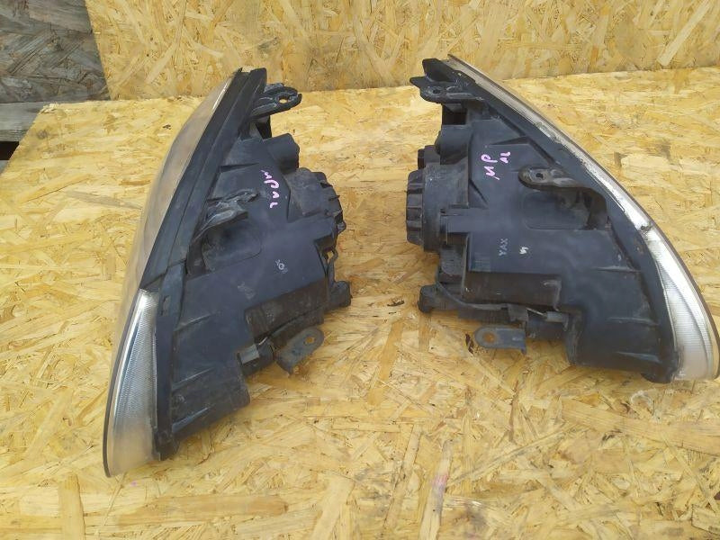 Frontscheinwerfer Kia Carens 0K2FA51020L Ein Stück (Rechts oder Links) Headlight SCH7109550387hj